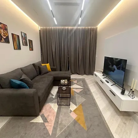 Two Bedroom Near Artifical *